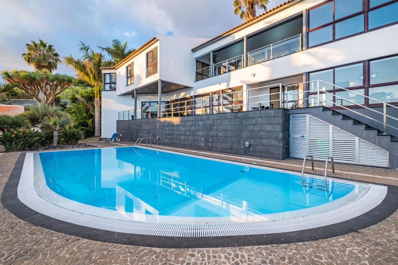 Ample Villa With Pool And Gorgeous Ocean View Funchal  Luaran gambar